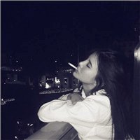女生抽烟社会头像